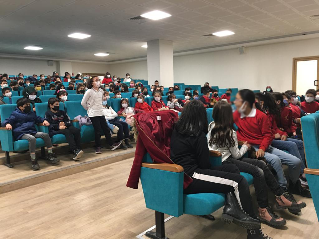 Ankara Yenimahalle Durali Bezci İlkokulu Öğrencilerine Yönelik Bilinçli ve Güvenli İnternet Kullanımı Semineri