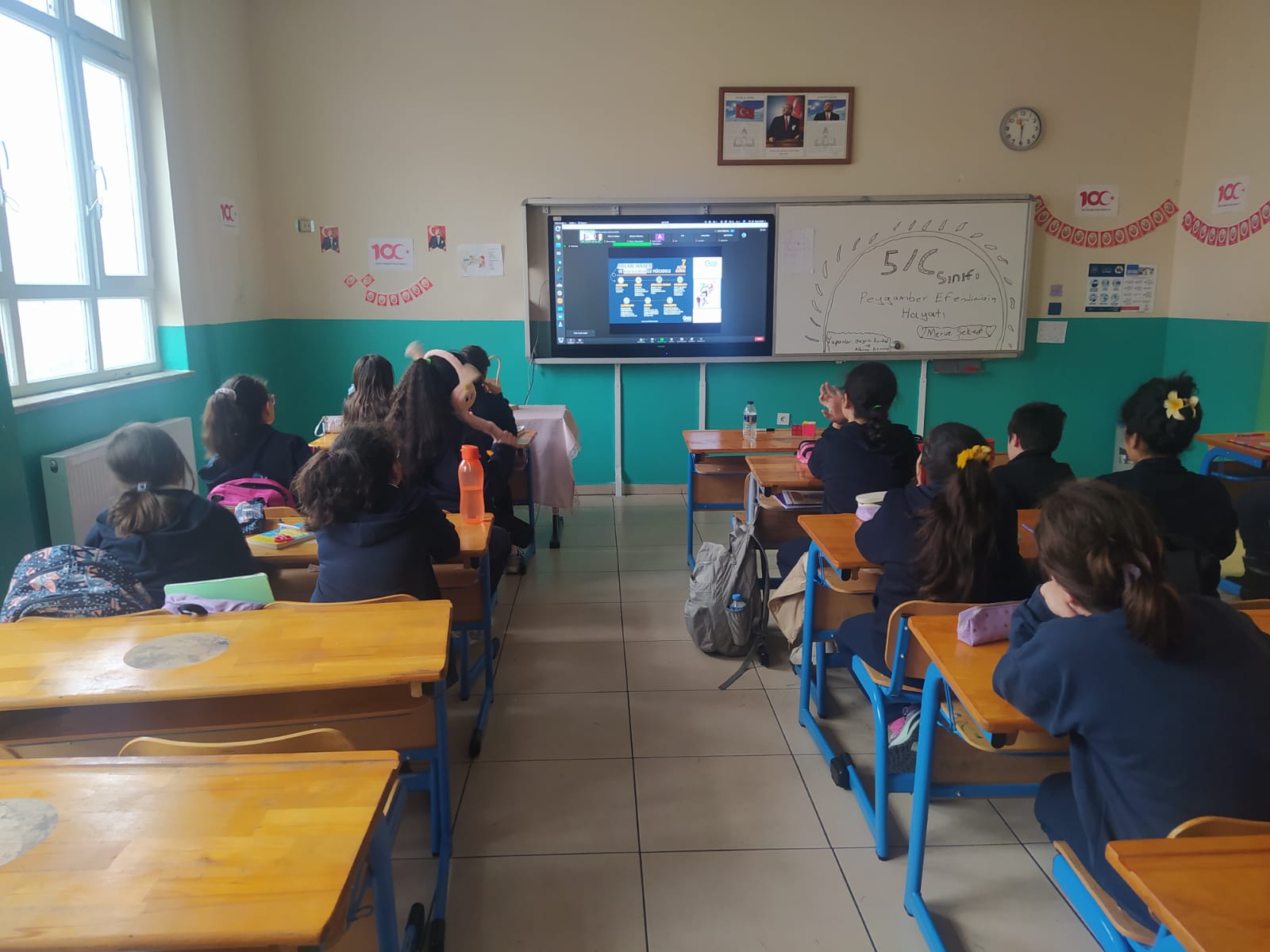 Ankara Çankaya Nasrettin Hoca Ortaokulu Öğrencilerine Yönelik Bilinçli ve Güvenli İnternet Kullanımı Semineri